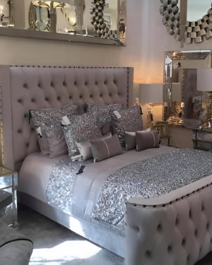 Latin Chesterfield Panel Bed UK | Deep Buttoned Bed